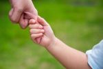 Stupid things parents do that put their kids at risk | By Elizabeth Cohen